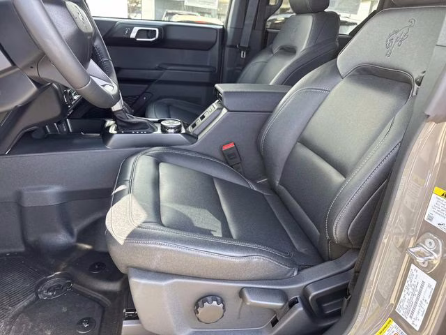 2026 Gray Ford Bronco Badlands 4X4 SUV