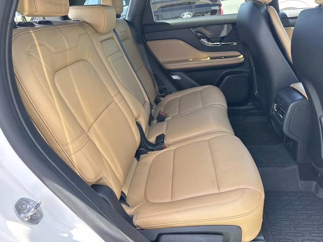 2022 White Metallic Lincoln Corsair Reserve AWD SUV