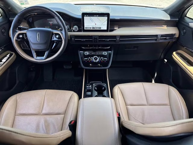 2022 White Metallic Lincoln Corsair Reserve AWD SUV