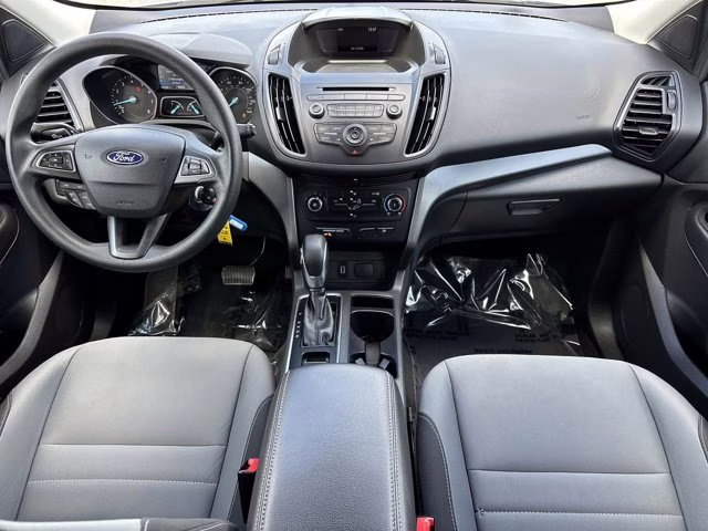 2018 Oxford White Ford Escape S FWD SUV