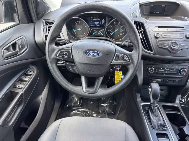 2018 Oxford White Ford Escape S FWD SUV