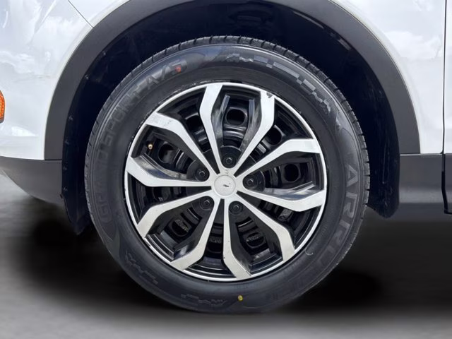 2018 Oxford White Ford Escape S FWD SUV