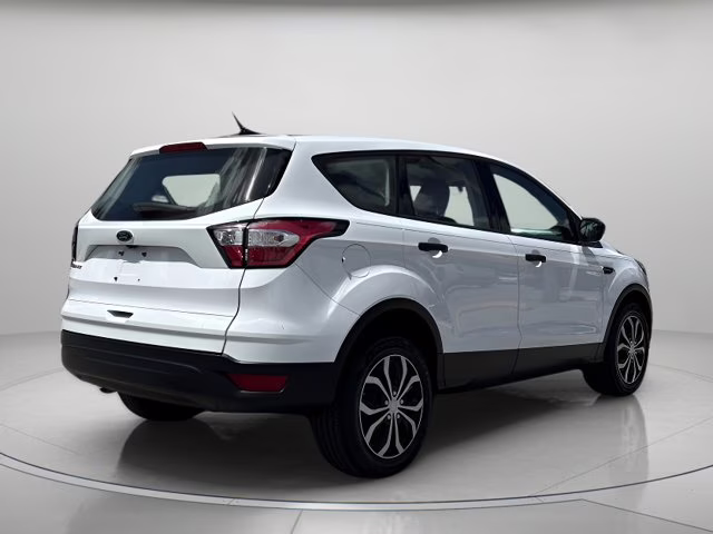 2018 Oxford White Ford Escape S FWD SUV