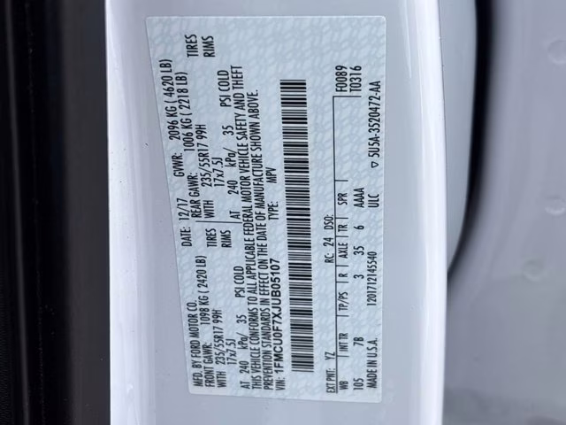 2018 Oxford White Ford Escape S FWD SUV