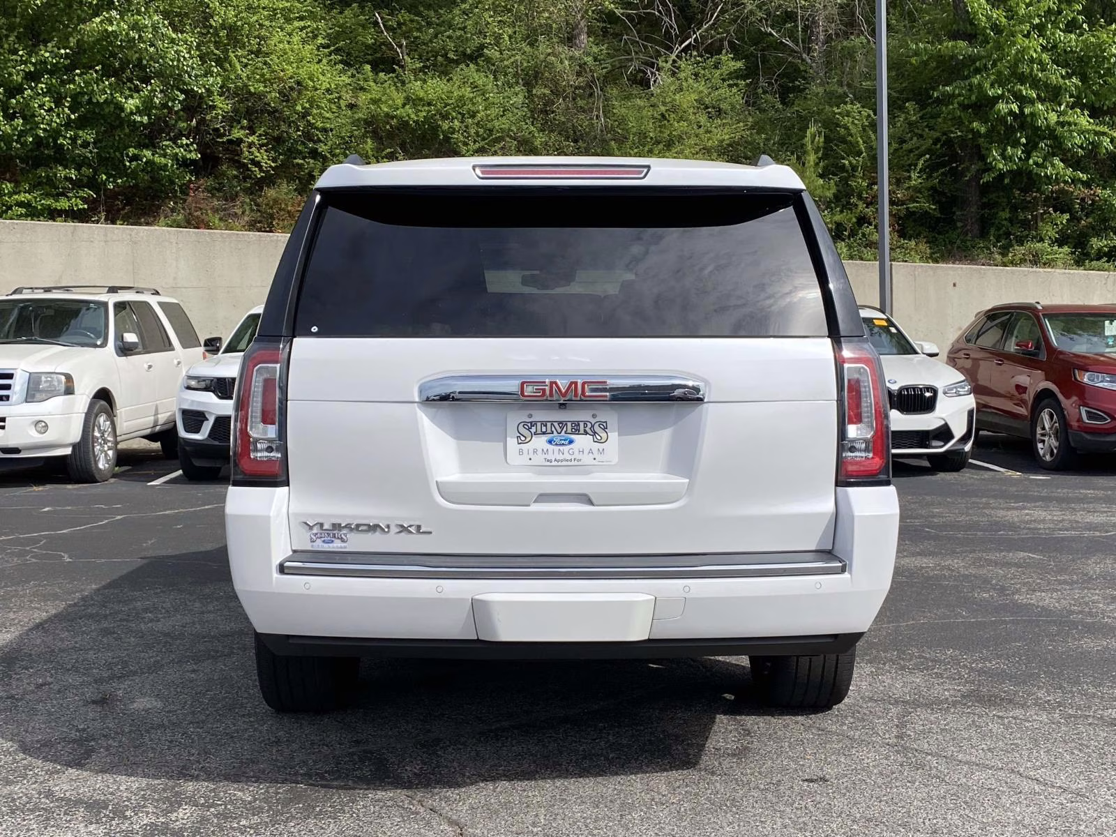 2019 White Frost Tricoat GMC Yukon XL Denali 4X4 SUV