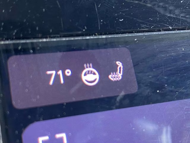 2023 Bright White Clearcoat Jeep Grand Cherokee Altitude RWD SUV