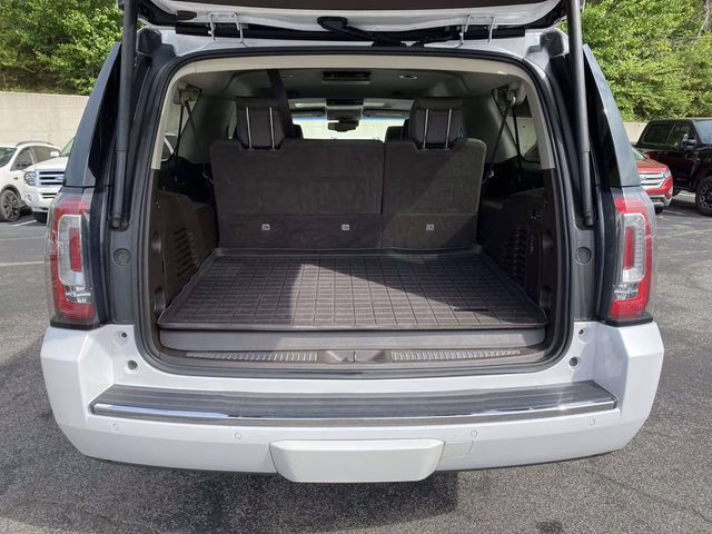 2019 White Frost Tricoat GMC Yukon XL Denali 4X4 SUV