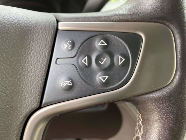 2019 White Frost Tricoat GMC Yukon XL Denali 4X4 SUV