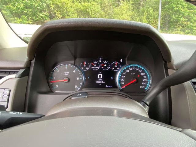 2019 White Frost Tricoat GMC Yukon XL Denali 4X4 SUV