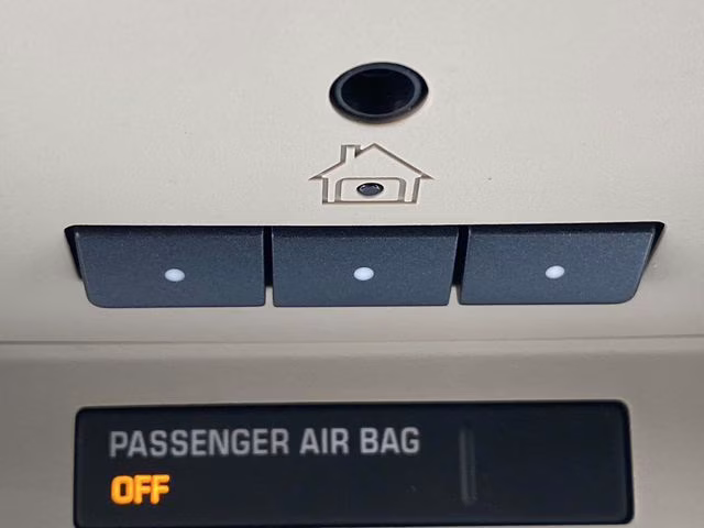 2019 White Frost Tricoat GMC Yukon XL Denali 4X4 SUV