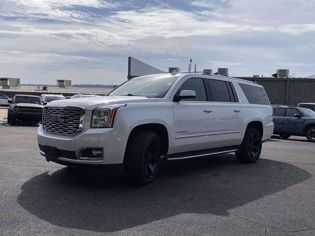2019 White Frost Tricoat GMC Yukon XL Denali 4X4 SUV