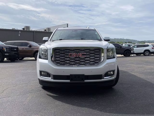 2019 White Frost Tricoat GMC Yukon XL Denali 4X4 SUV