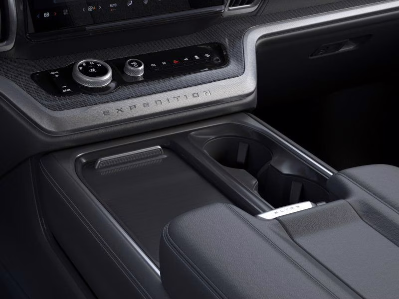 2026 Star White Metallic Tri-Coat Ford Expedition Max Platinum 4X4 SUV