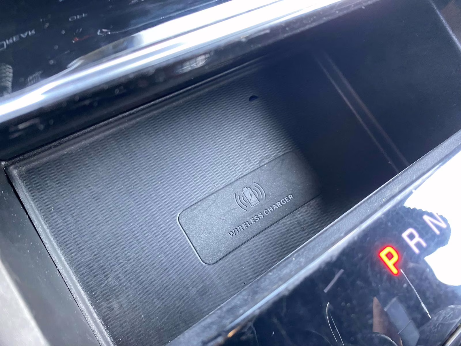 2023 Bright White Clearcoat Jeep Grand Cherokee Altitude RWD SUV