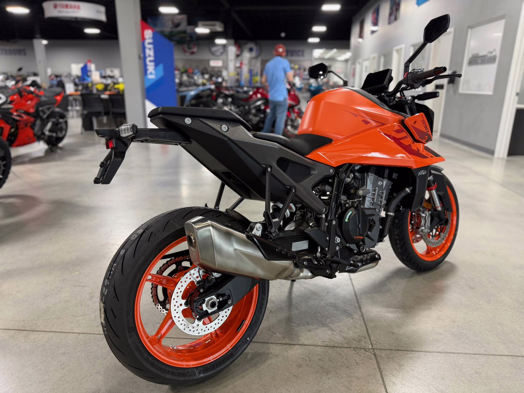 2024 KTM Duke 990 Motorcycle