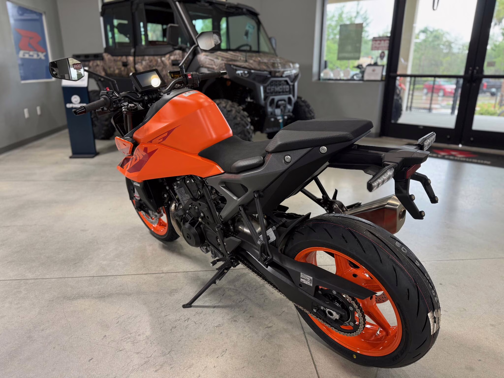 2024 KTM Duke 990 Motorcycle