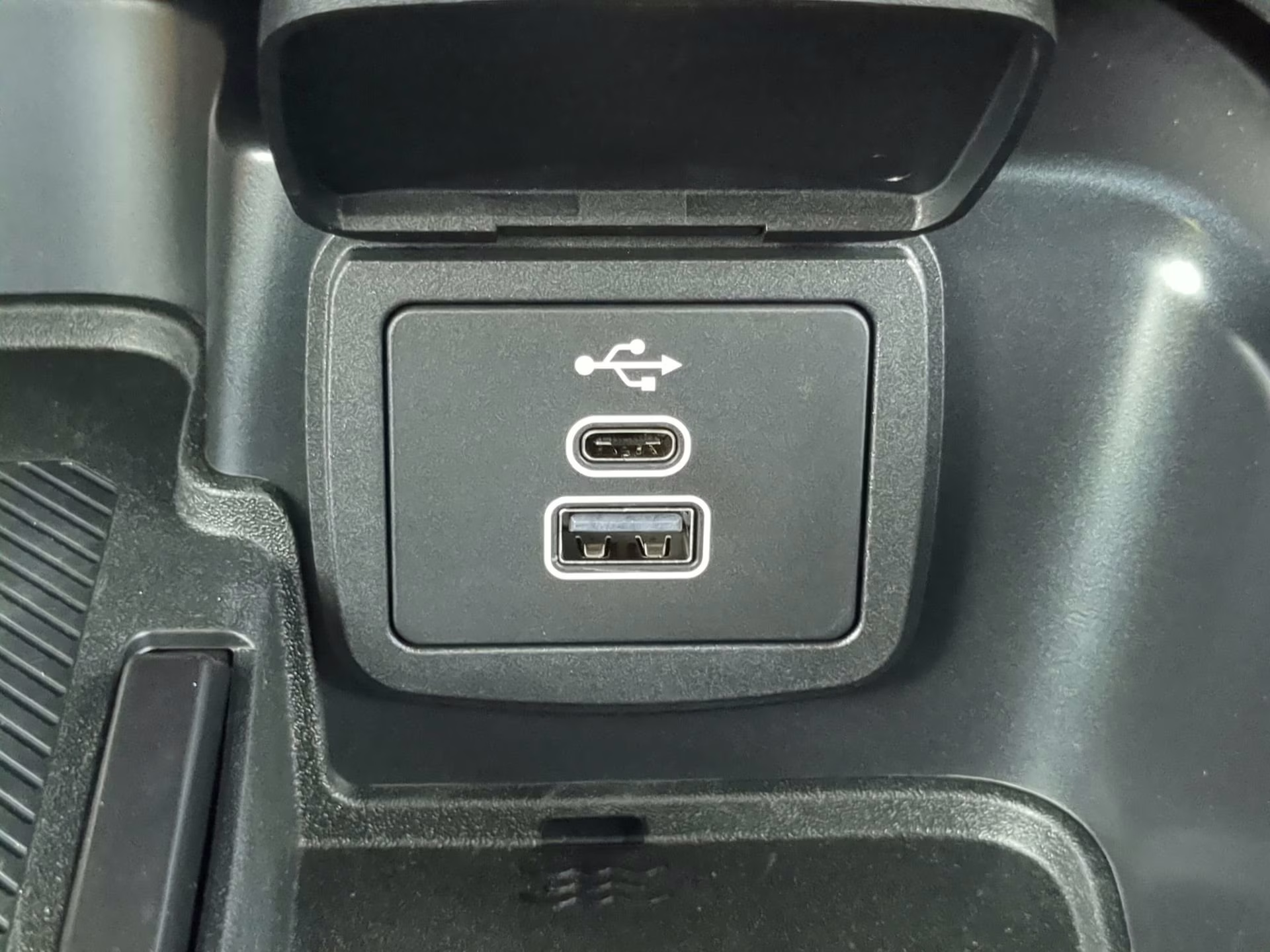 2026 Oxford White Ford Bronco Badlands 4X4 Convertible