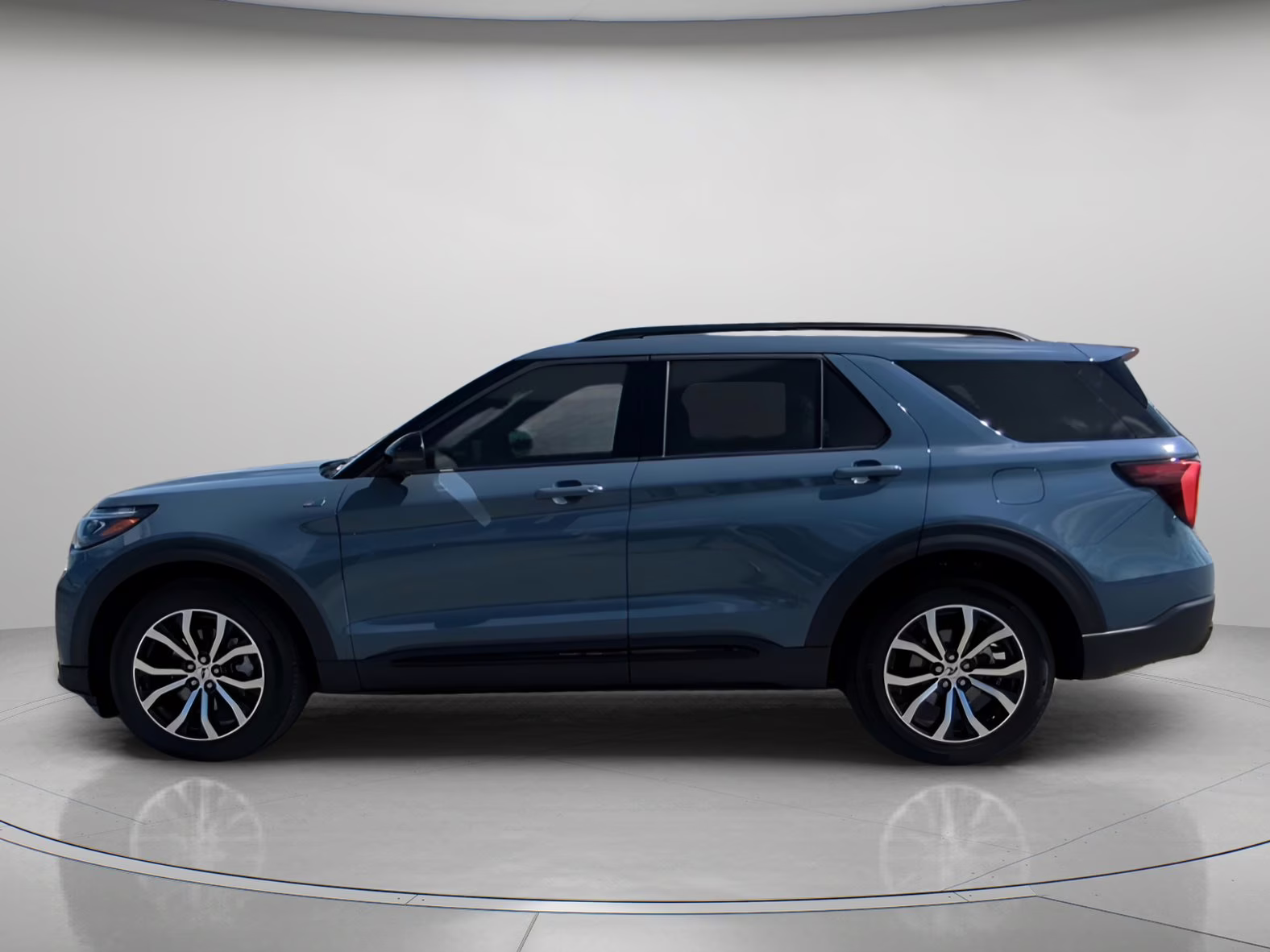2026 Vapor Blue Metallic Ford Explorer ST-Line RWD SUV