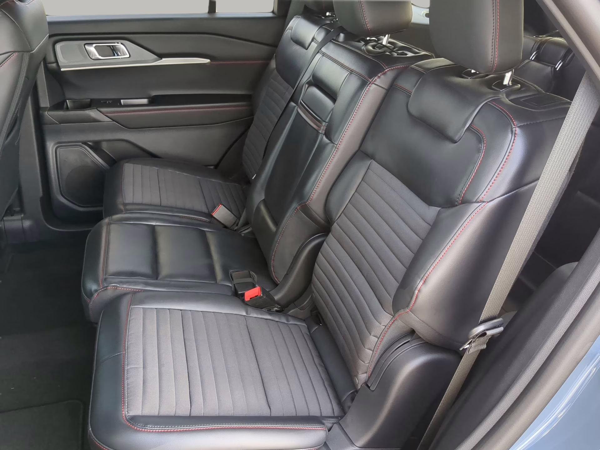 2026 Vapor Blue Metallic Ford Explorer ST-Line RWD SUV