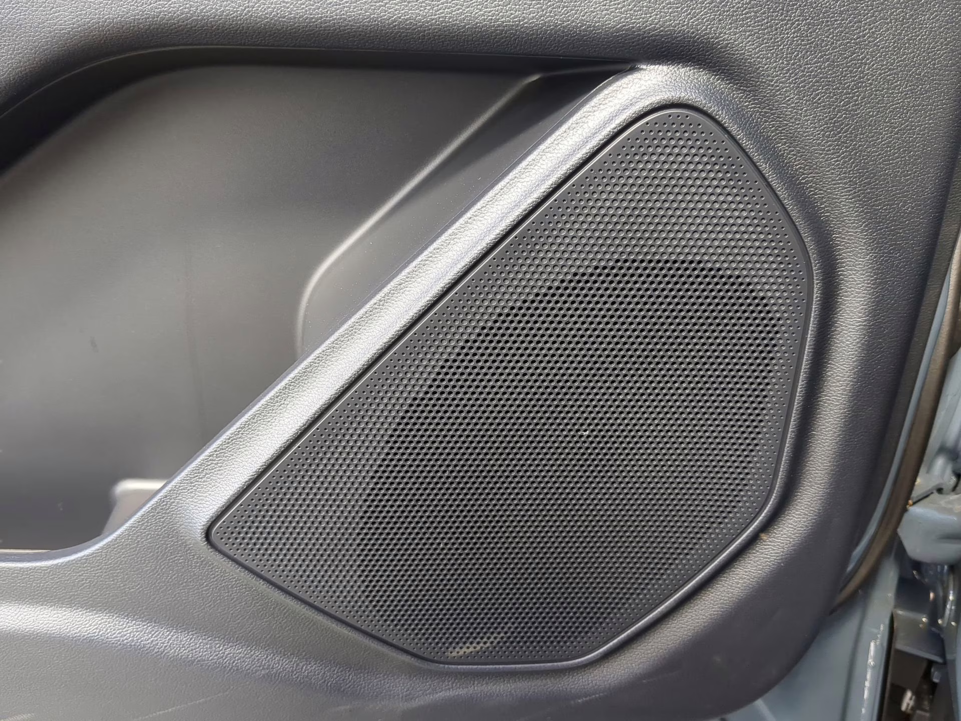 2026 Vapor Blue Metallic Ford Explorer ST-Line RWD SUV