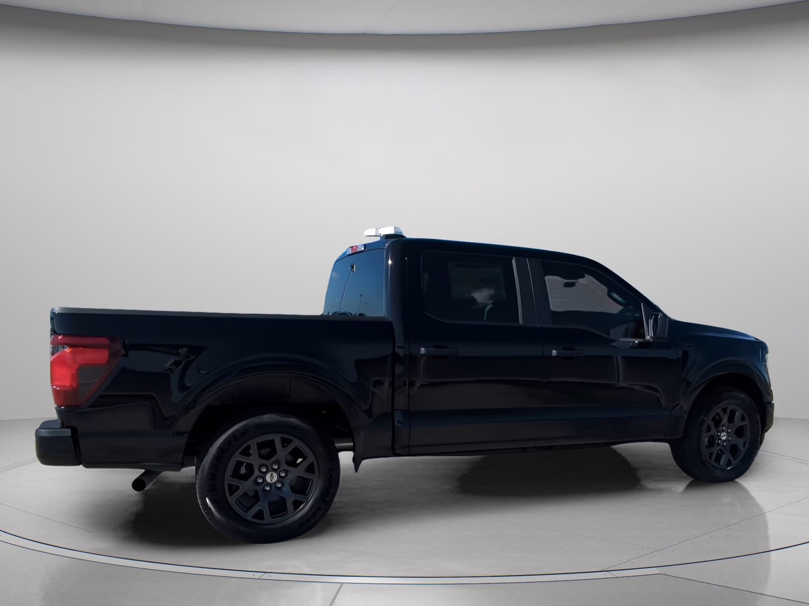 2026 Agate Black Metallic Ford F-150 STX Crew Cab Pickup RWD Truck