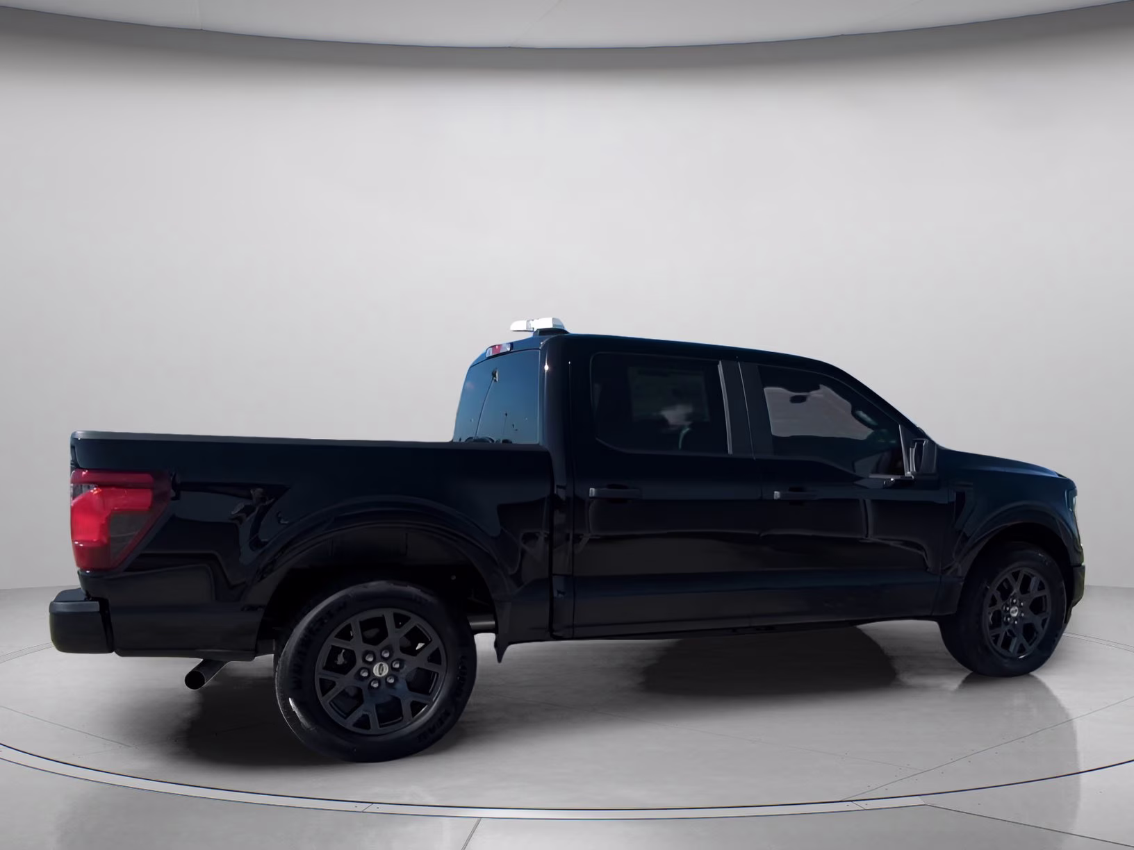 2026 Agate Black Metallic Ford F-150 STX Crew Cab Pickup RWD Truck