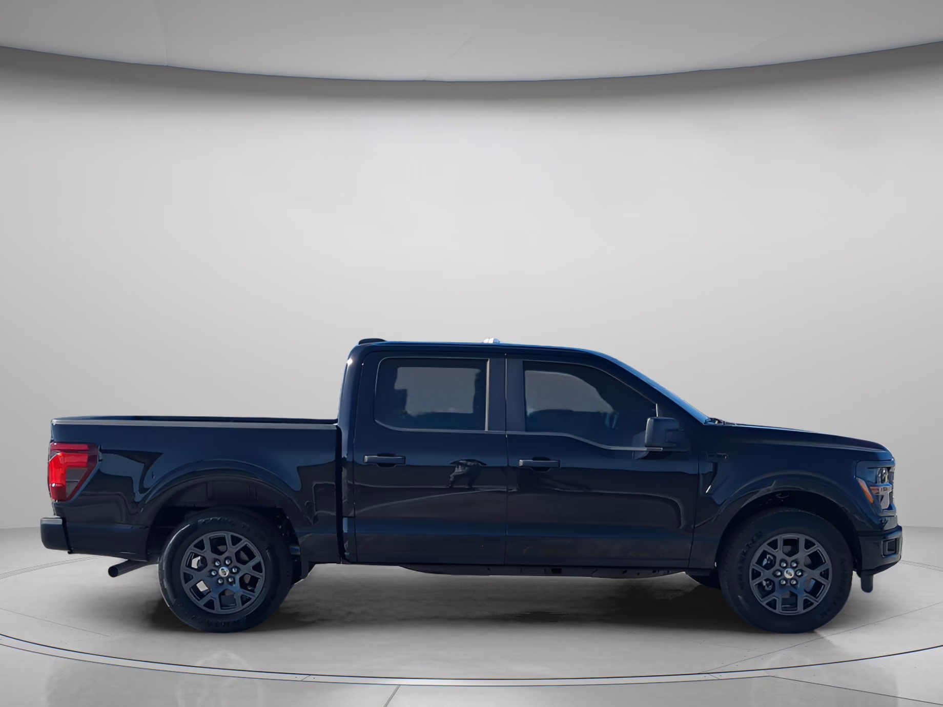 2026 Agate Black Metallic Ford F-150 STX Crew Cab Pickup RWD Truck