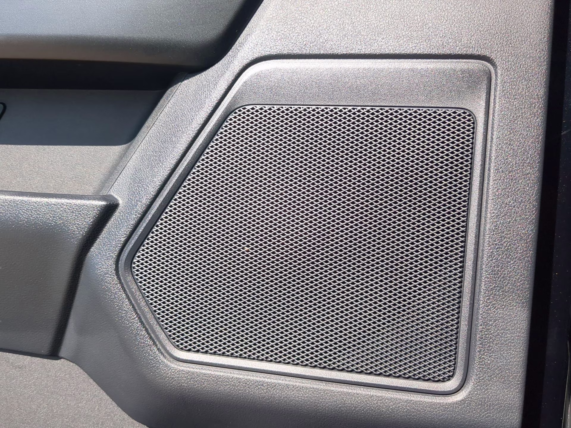 2026 Agate Black Metallic Ford F-150 STX Crew Cab Pickup RWD Truck