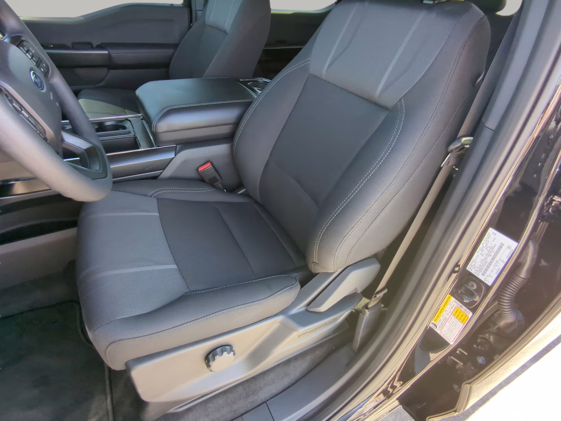 2026 Agate Black Metallic Ford F-150 STX Crew Cab Pickup RWD Truck