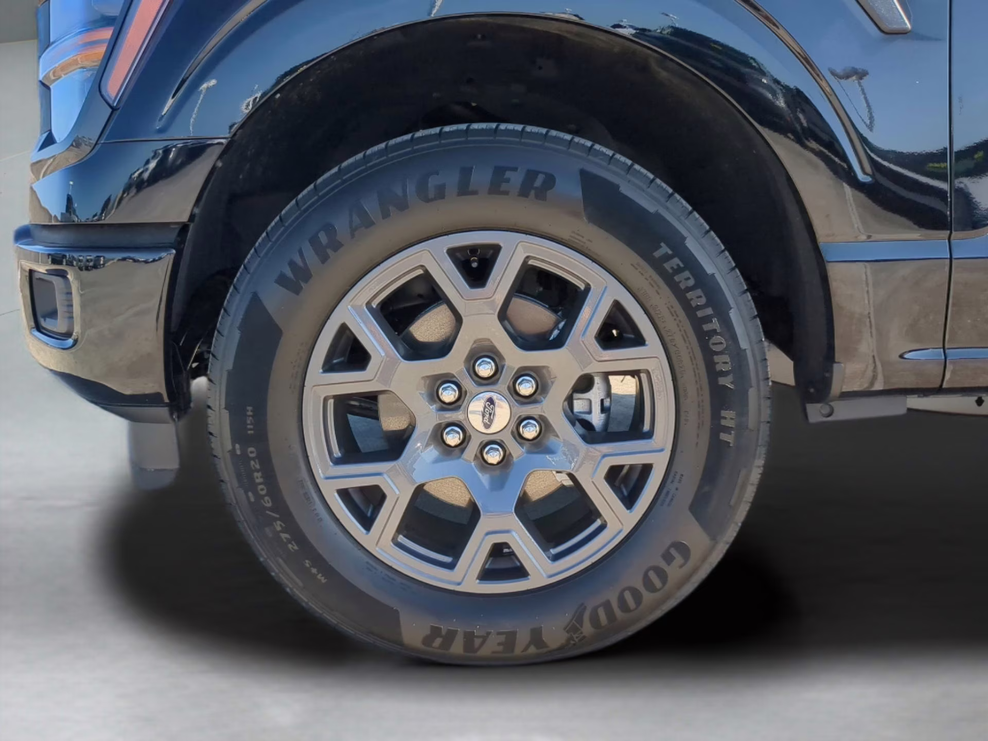 2026 Agate Black Metallic Ford F-150 STX Crew Cab Pickup RWD Truck