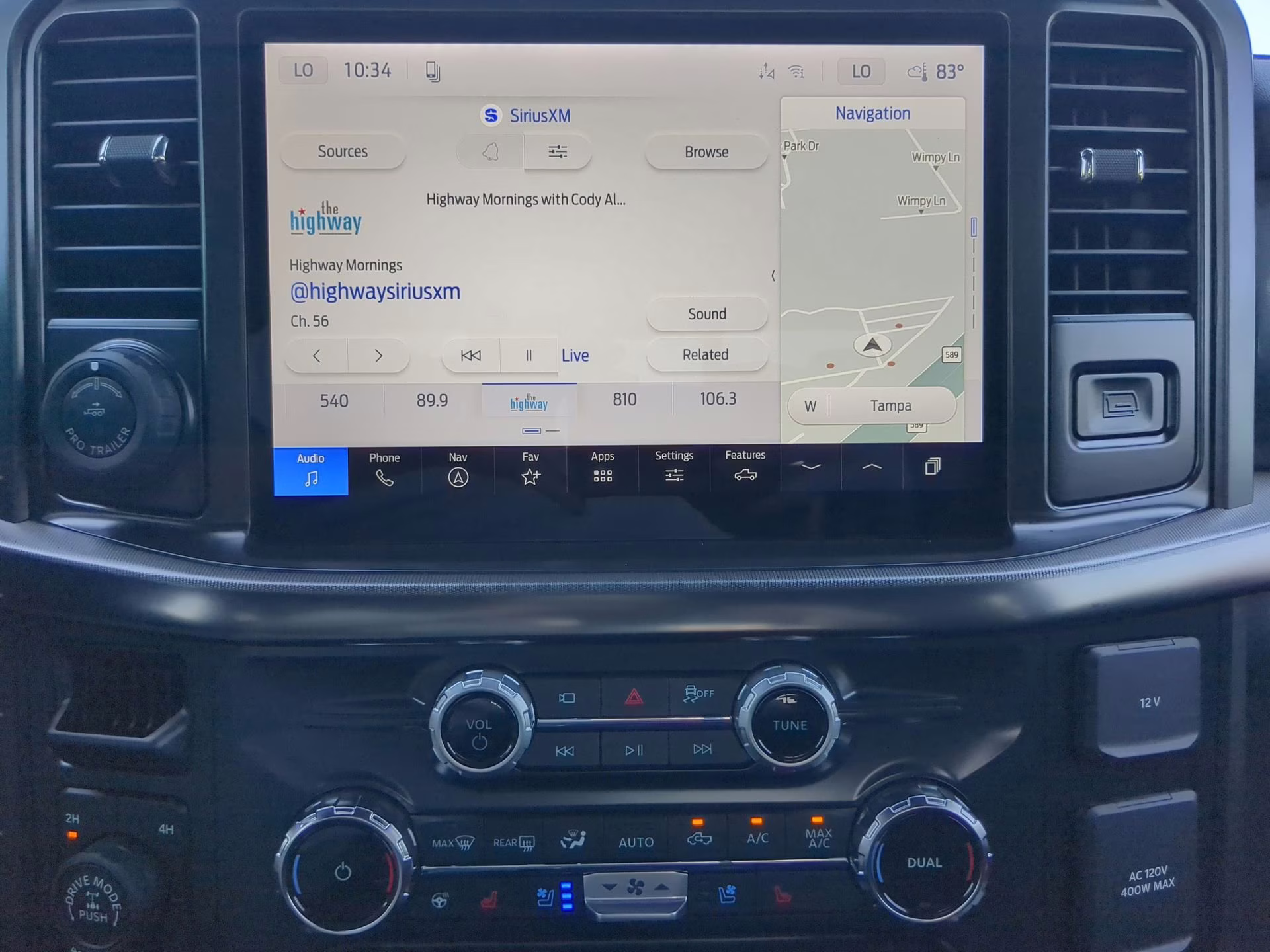 2026 Star White Metallic Tri-Coat Ford F-150 LARIAT Crew Cab Pickup 4X4 Truck