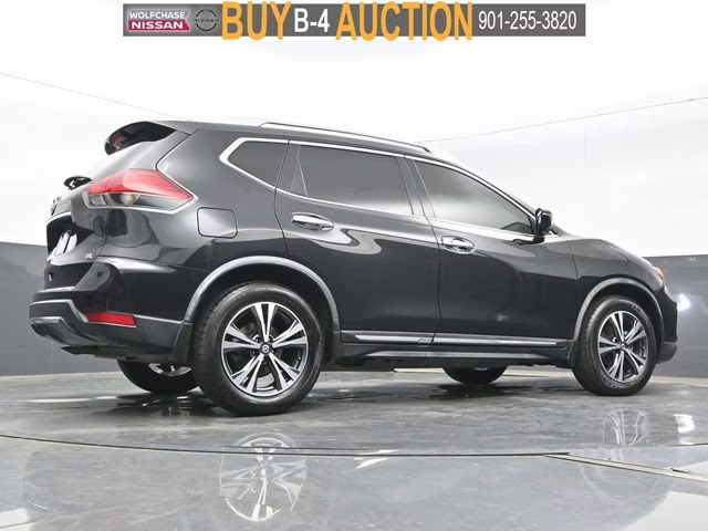 2017 Magnetic Black Nissan Rogue SL FWD SUV