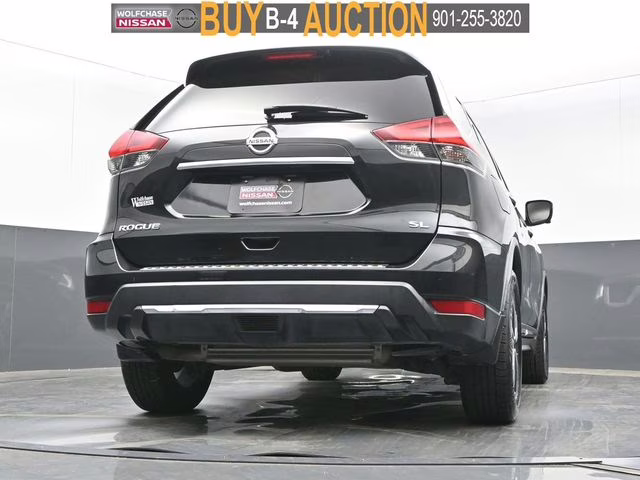 2017 Magnetic Black Nissan Rogue SL FWD SUV