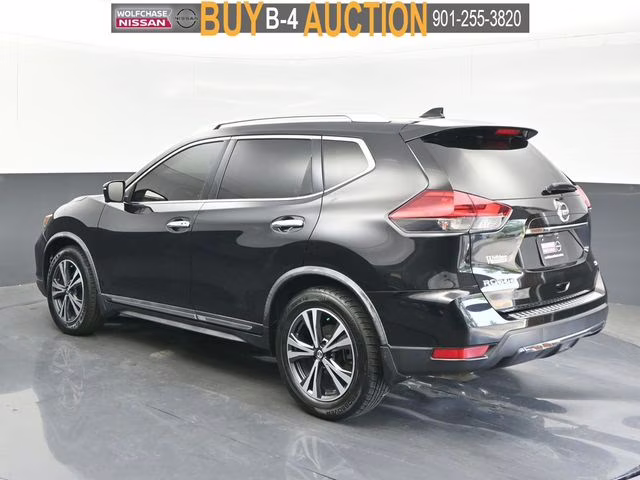 2017 Magnetic Black Nissan Rogue SL FWD SUV
