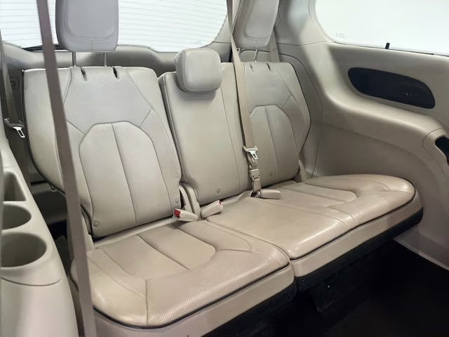 2021 Ceramic Gray Clearcoat Chrysler Pacifica Limited AWD Van