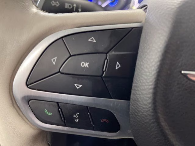 2021 Ceramic Gray Clearcoat Chrysler Pacifica Limited AWD Van