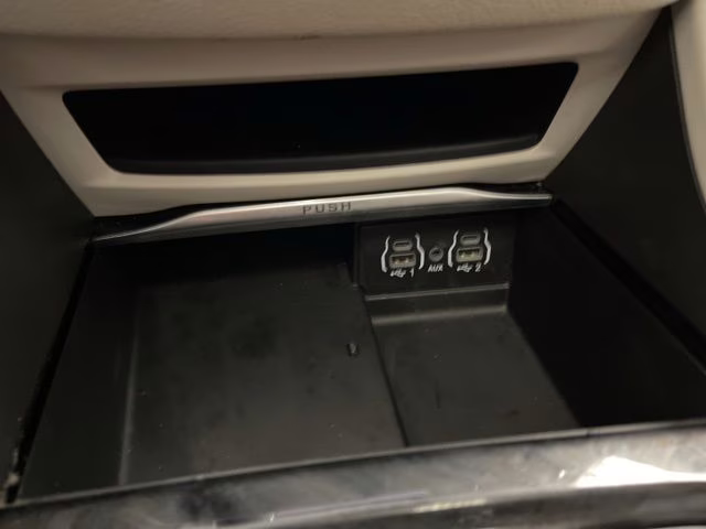 2021 Ceramic Gray Clearcoat Chrysler Pacifica Limited AWD Van