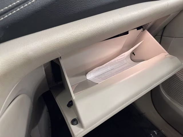 2021 Ceramic Gray Clearcoat Chrysler Pacifica Limited AWD Van