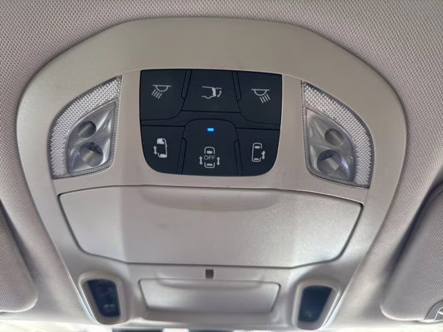 2021 Granite Crystal Metallic Clearcoat Chrysler Pacifica Limited AWD Van