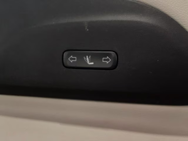 2021 Ceramic Gray Clearcoat Chrysler Pacifica Limited AWD Van
