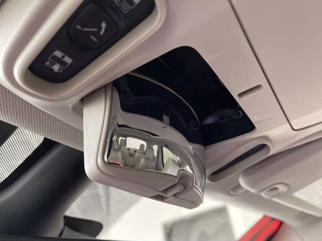 2021 Ceramic Gray Clearcoat Chrysler Pacifica Limited AWD Van