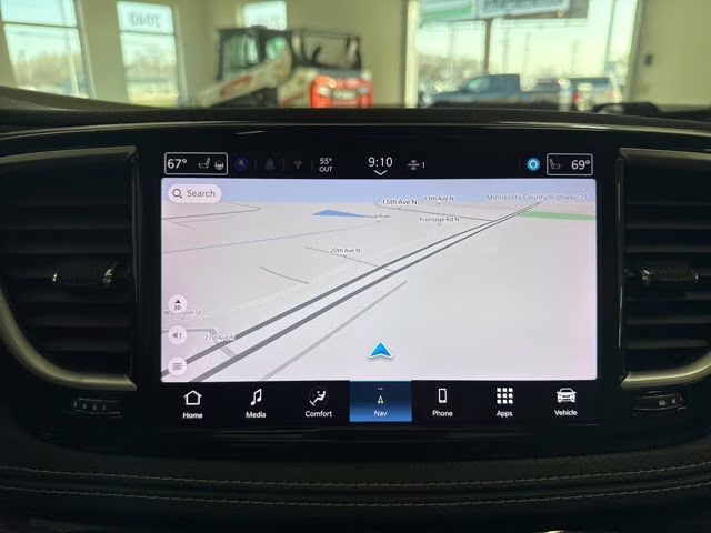 2021 Granite Crystal Metallic Clearcoat Chrysler Pacifica Limited AWD Van