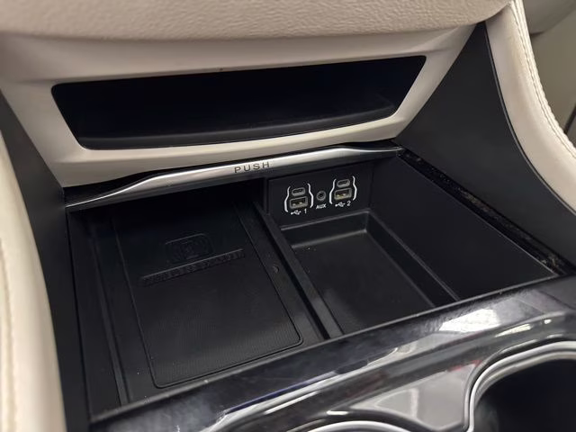 2021 Granite Crystal Metallic Clearcoat Chrysler Pacifica Limited AWD Van