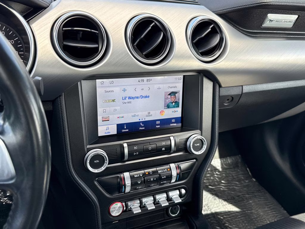 2023 Oxford White Ford Mustang GT RWD Coupe