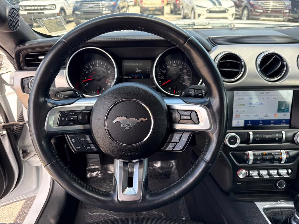 2023 Oxford White Ford Mustang GT RWD Coupe