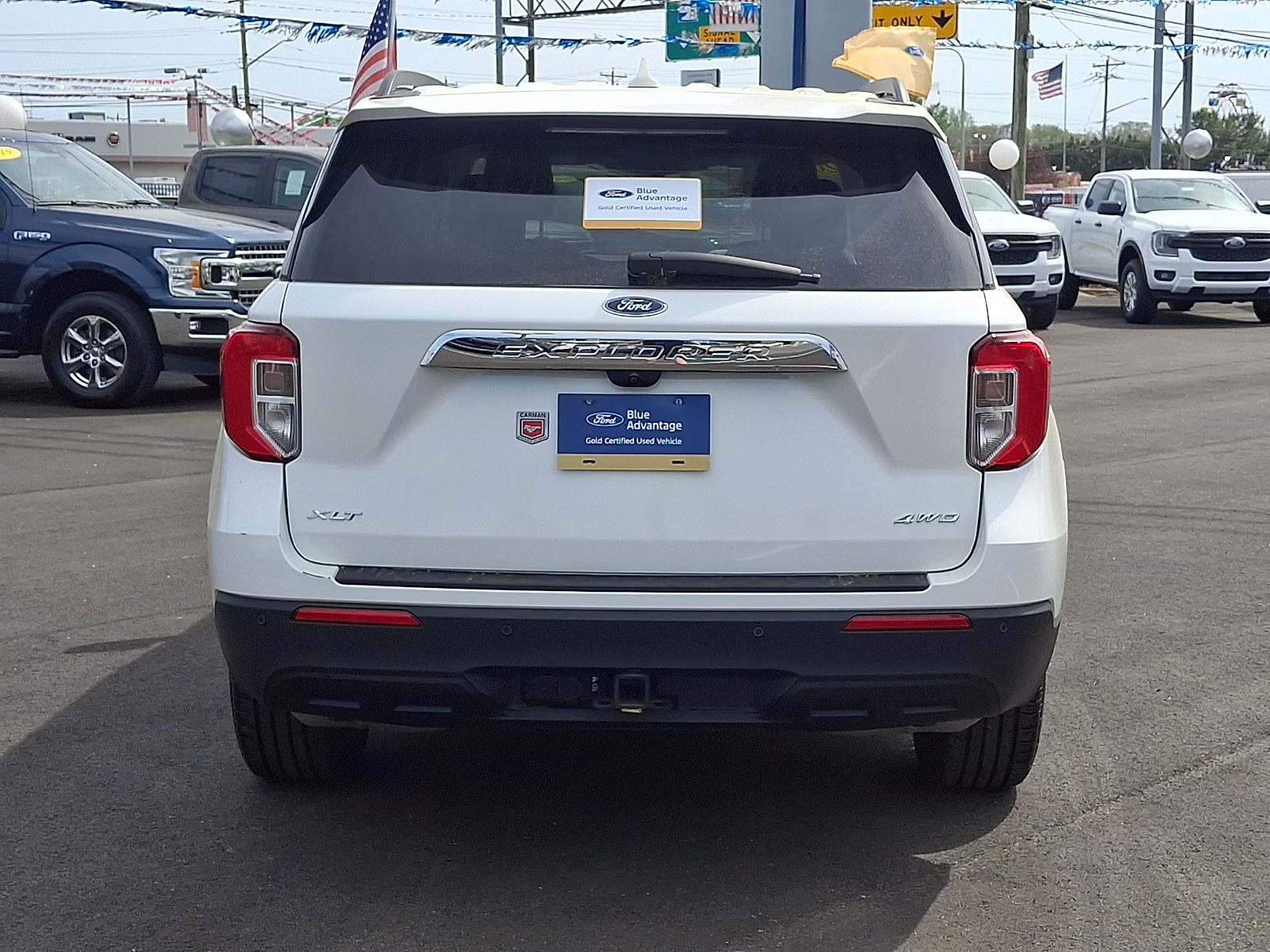 2022 Star White Metallic Tri-Coat - AZ Ford Explorer XLT 4X4