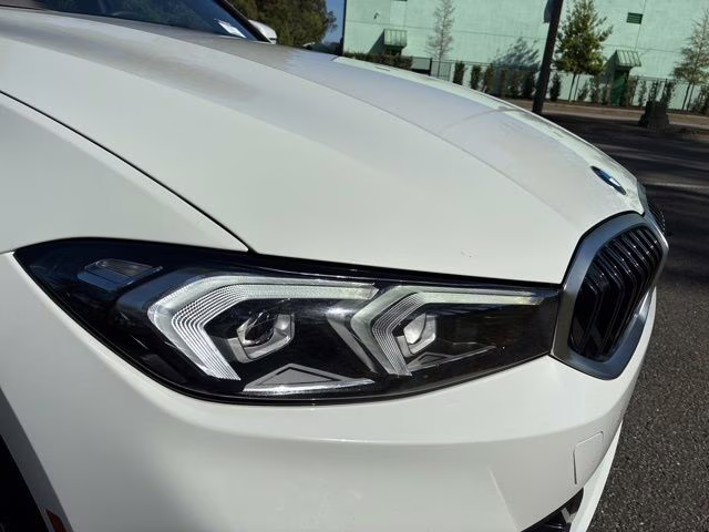 2025 Alpine White BMW 3 Series 330i RWD Sedan