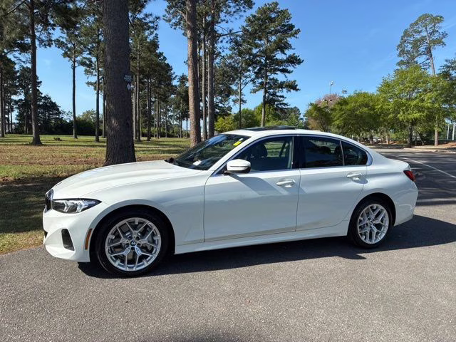 2025 Alpine White BMW 3 Series 330i RWD Sedan
