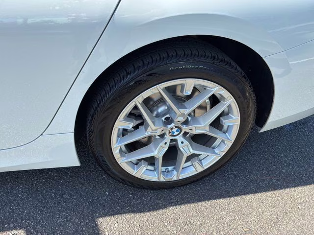 2025 Alpine White BMW 3 Series 330i RWD Sedan