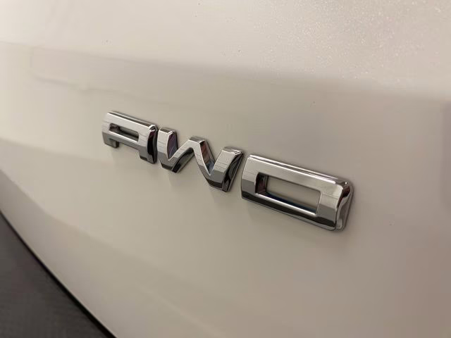 2024 Star White Metallic Tri-Coat Ford Escape Platinum AWD SUV